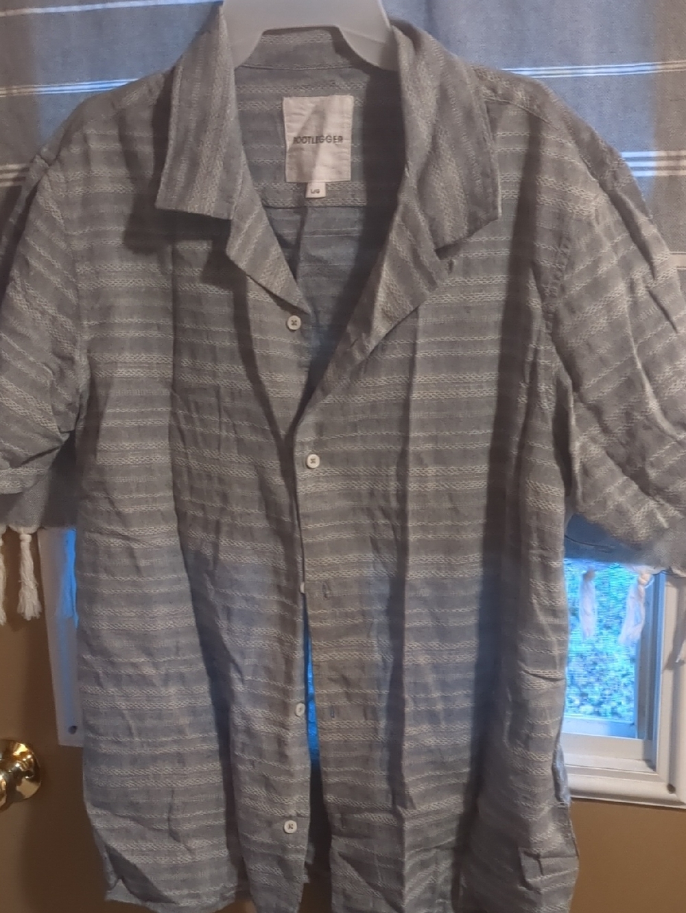Bootlegger Men's Casual Short Sleeve Button-Down Shirt - Gray Stripe